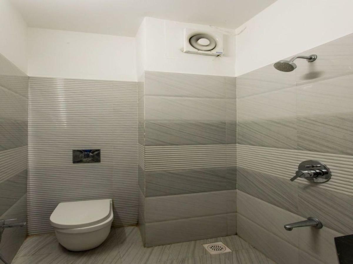 Hotel Maheshwari Avenue 乌贾因 外观 照片